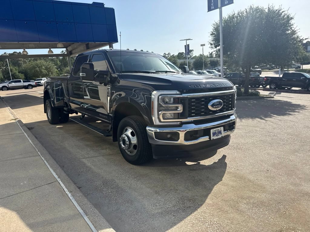 Certified 2024 Ford F350 Lariat w/ FX4 Off-Road Package AWD/4WD image 2