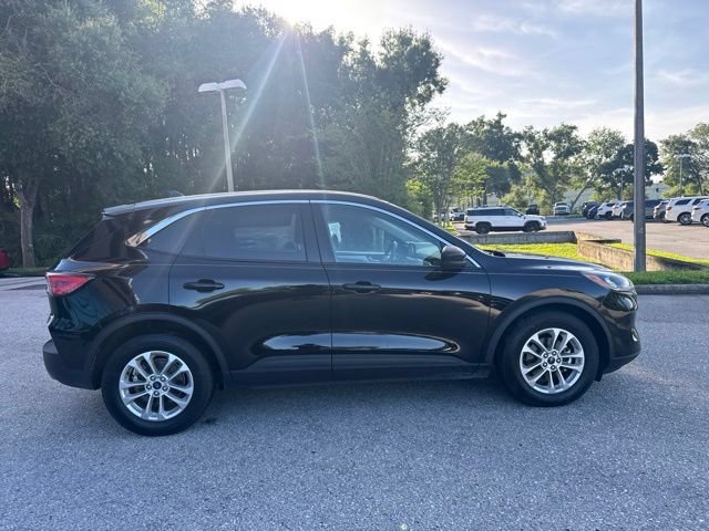 Certified 2020 Ford Escape SE FWD image 8