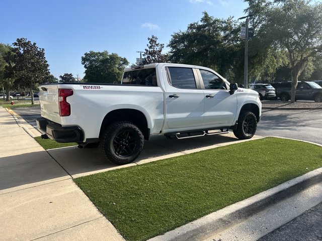 Used 2025 Chevrolet Silverado 1500 Custom Trail Boss AWD/4WD image 4