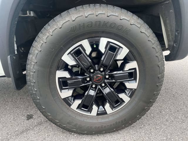 Used 2024 Nissan Frontier PRO-4X w/ Pro Convenience Package AWD/4WD image 11