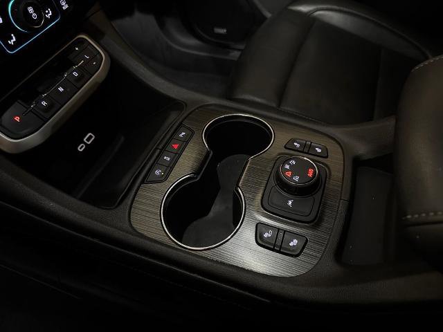 Used 2023 GMC Acadia SLT image 28