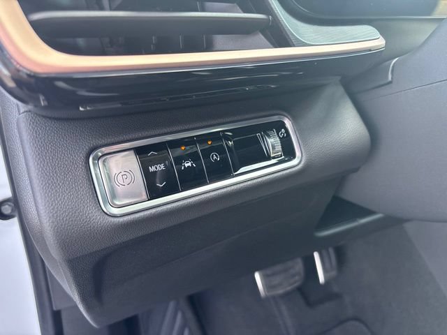 Used 2025 Buick Envision Sport Touring AWD/4WD image 16