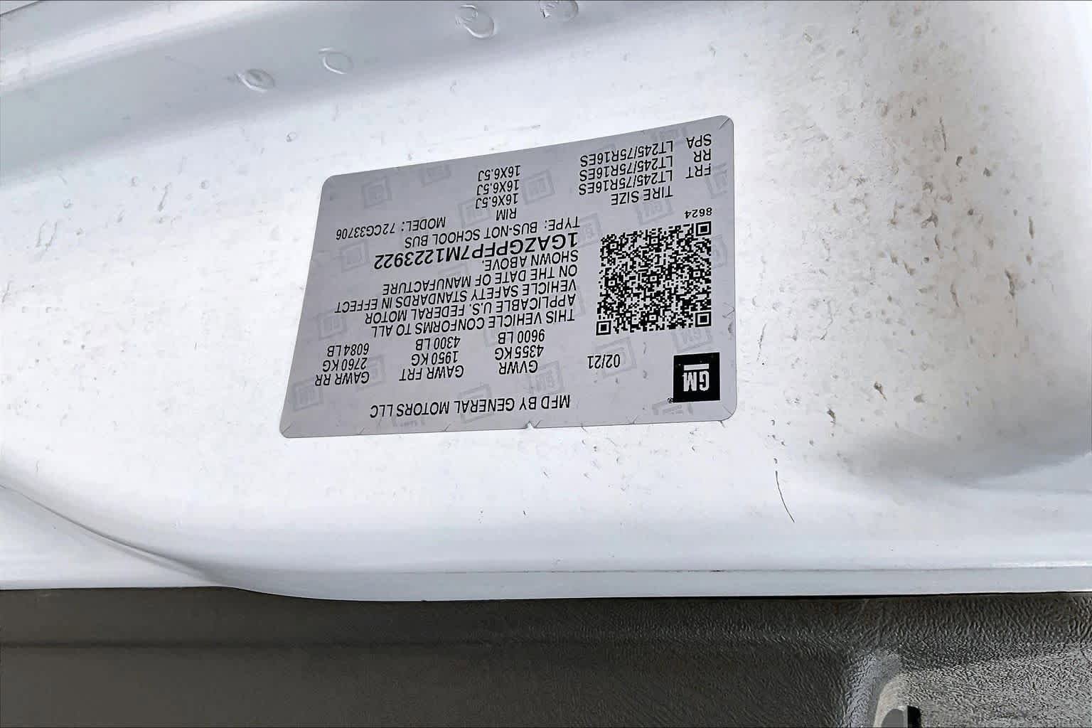 Used 2021 Chevrolet Express 3500 LT w/ LT Preferred Equipment Group RWD image 33