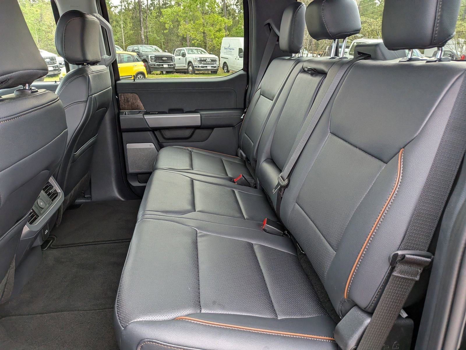 Certified 2026 Ford F250 Lariat w/ Black Appearance Package image 8