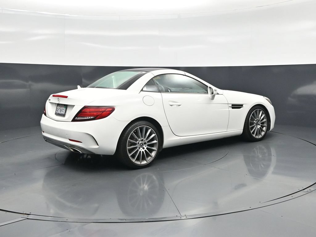 Used 2017 Mercedes-Benz SLC 300 image 20