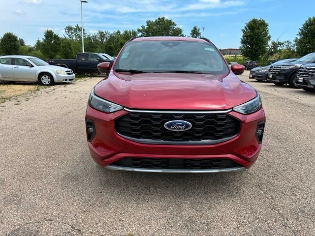 Certified 2023 Ford Escape ST-Line Select w/ Tech Pack #2 AWD/4WD image 3