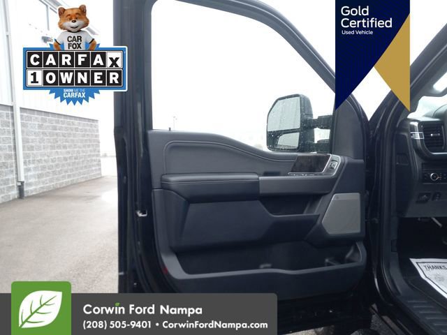 Certified 2025 Ford F350 Lariat w/ Camper Package image 12