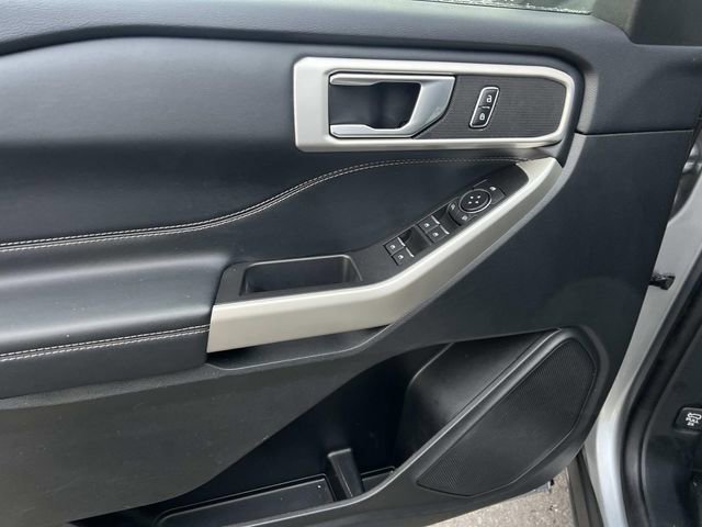 Certified 2023 Ford Explorer XLT image 18