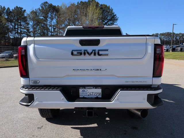 Used 2025 GMC Sierra 2500 Denali Ultimate w/ Max Trailering Package image 3