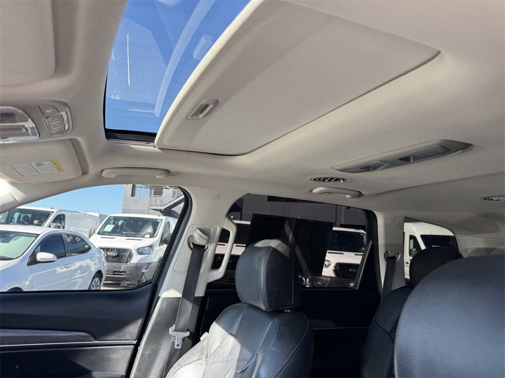 Used 2022 Kia Telluride EX w/ EX Premium Package image 12