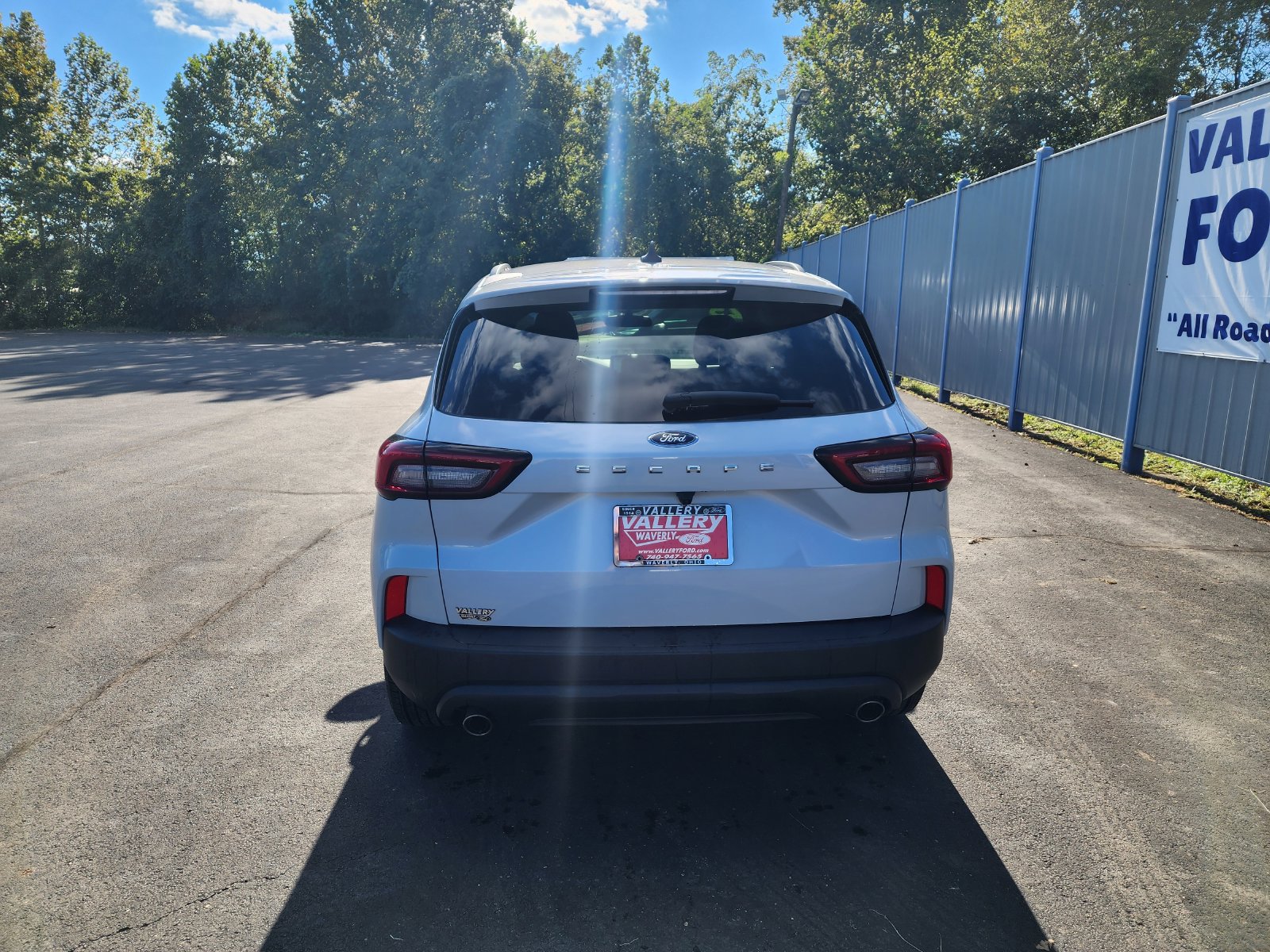 Certified 2025 Ford Escape ST-Line FWD image 4