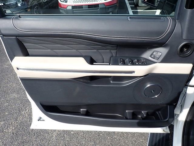 Certified 2023 Ford Expedition Max Platinum AWD/4WD image 23