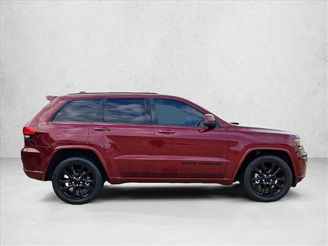 Used 2019 Jeep Grand Cherokee Altitude RWD image 4