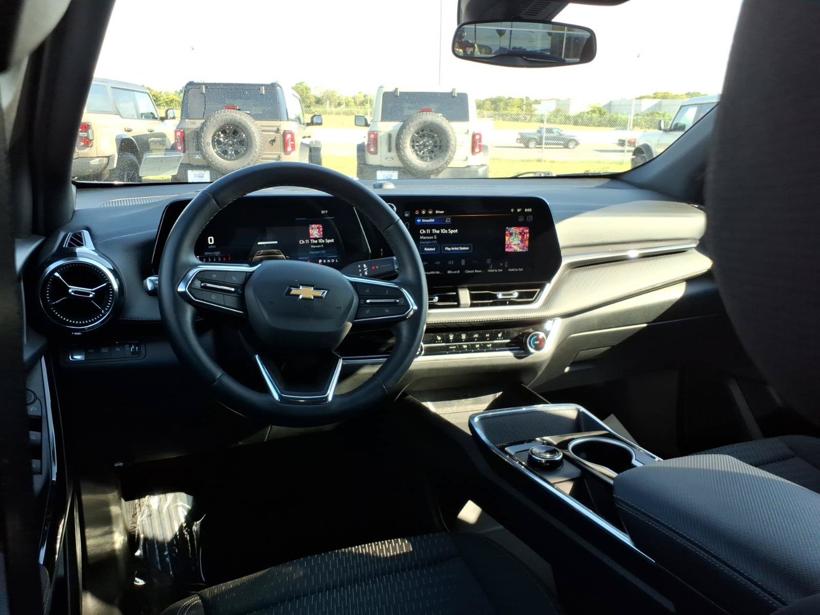 Used 2026 Chevrolet Equinox LT AWD/4WD image 14