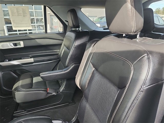 Certified 2023 Ford Explorer Limited w/ Limited Technology Package image 25