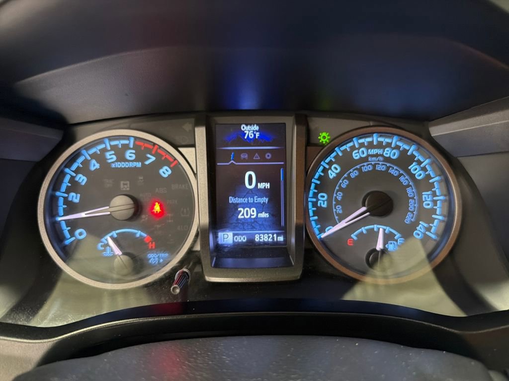 Used 2020 Toyota Tacoma TRD Off-Road w/ Technology Package AWD/4WD image 22