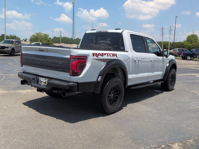 Certified 2024 Ford F150 Raptor AWD/4WD image 4