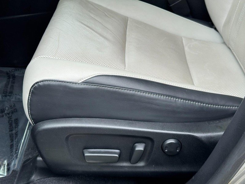 Used 2019 Lexus RX 350L AWD image 31