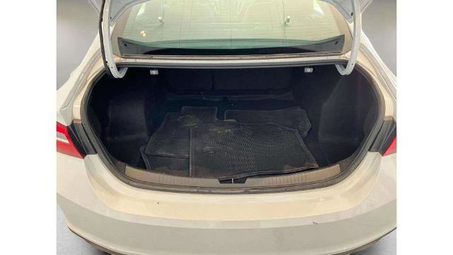 Used 2022 Chevrolet Malibu LS image 10