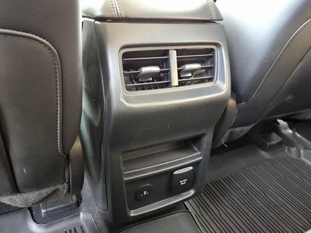Certified 2024 Ford Edge SEL w/ Convenience Package AWD/4WD image 11