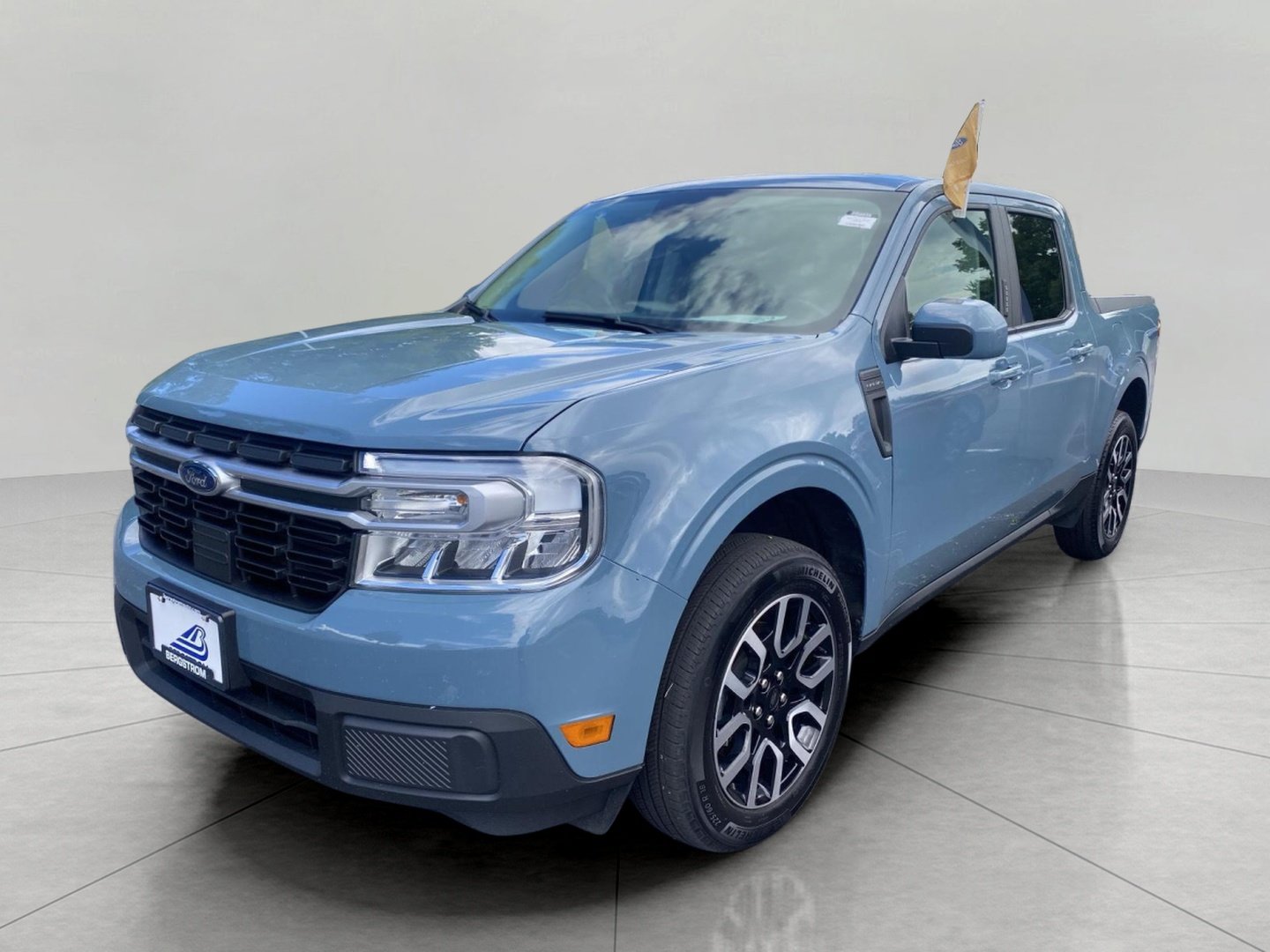 Certified 2022 Ford Maverick Lariat w/ Lariat Luxury Package FWD image 8
