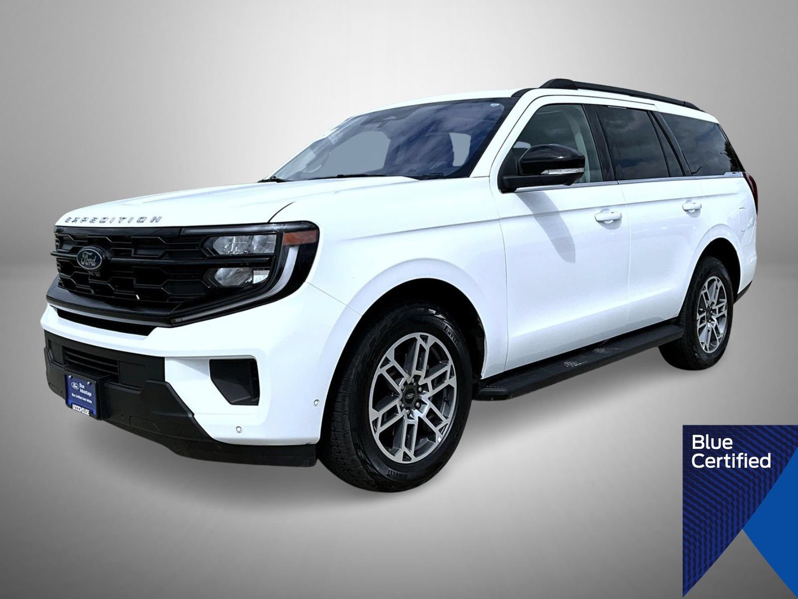Certified 2025 Ford Expedition Active AWD/4WD image 1