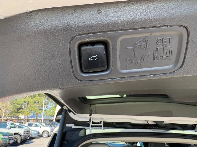 Certified 2019 Ford Expedition Limited w/ Equipment Group 302A image 11