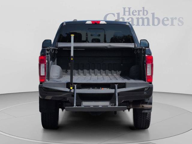 Certified 2022 Ford F350 Platinum w/ FX4 Off-Road Package AWD/4WD image 5