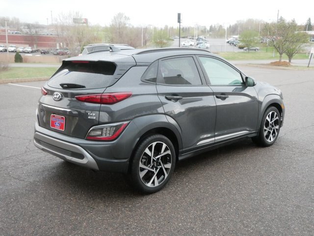 Used 2023 Hyundai Kona Limited AWD/4WD image 5