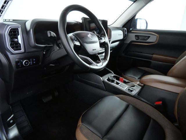 Certified 2025 Ford Bronco Sport Outer Banks w/ Outer Banks Tech Package+ AWD/4WD image 16
