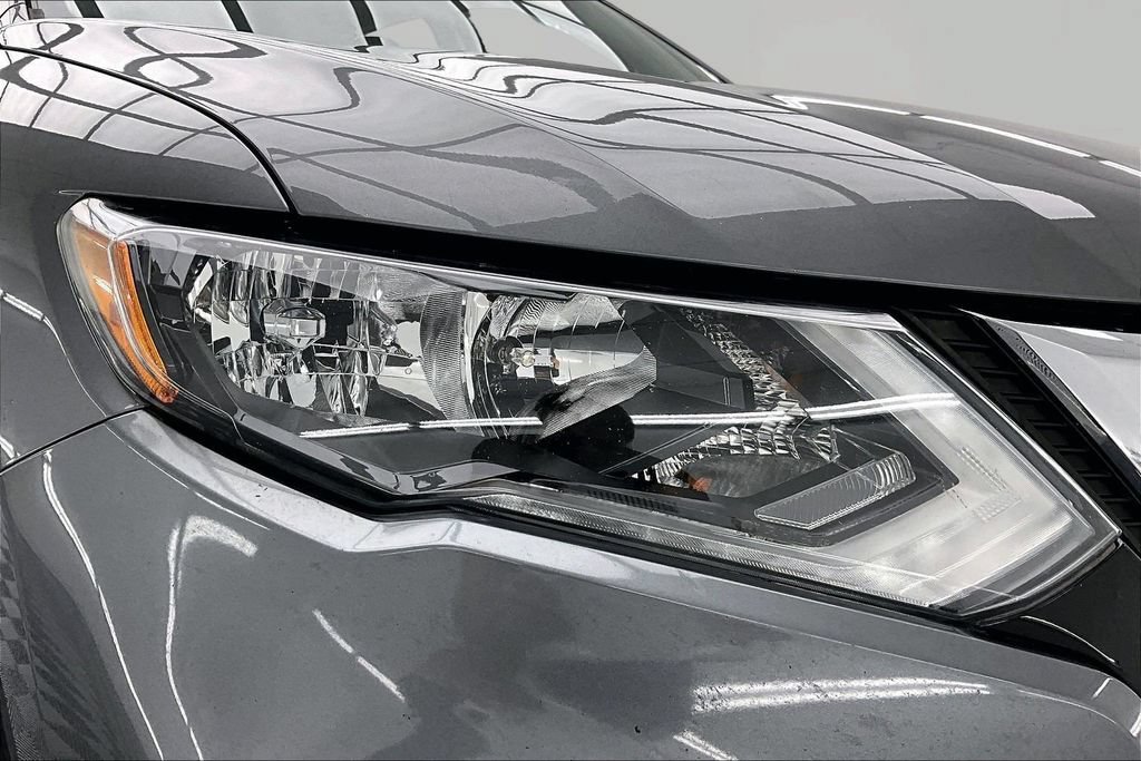 Used 2020 Nissan Rogue SV w/ Premium Package AWD/4WD image 29