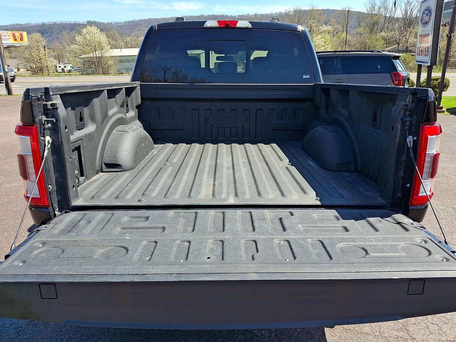 Certified 2021 Ford F150 Lariat w/ Equipment Group 502A High AWD/4WD image 30