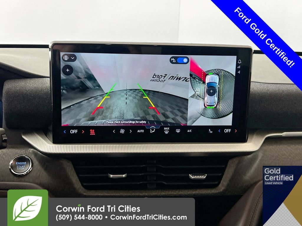 Certified 2025 Ford Explorer Platinum w/ Ultimate Package image 21