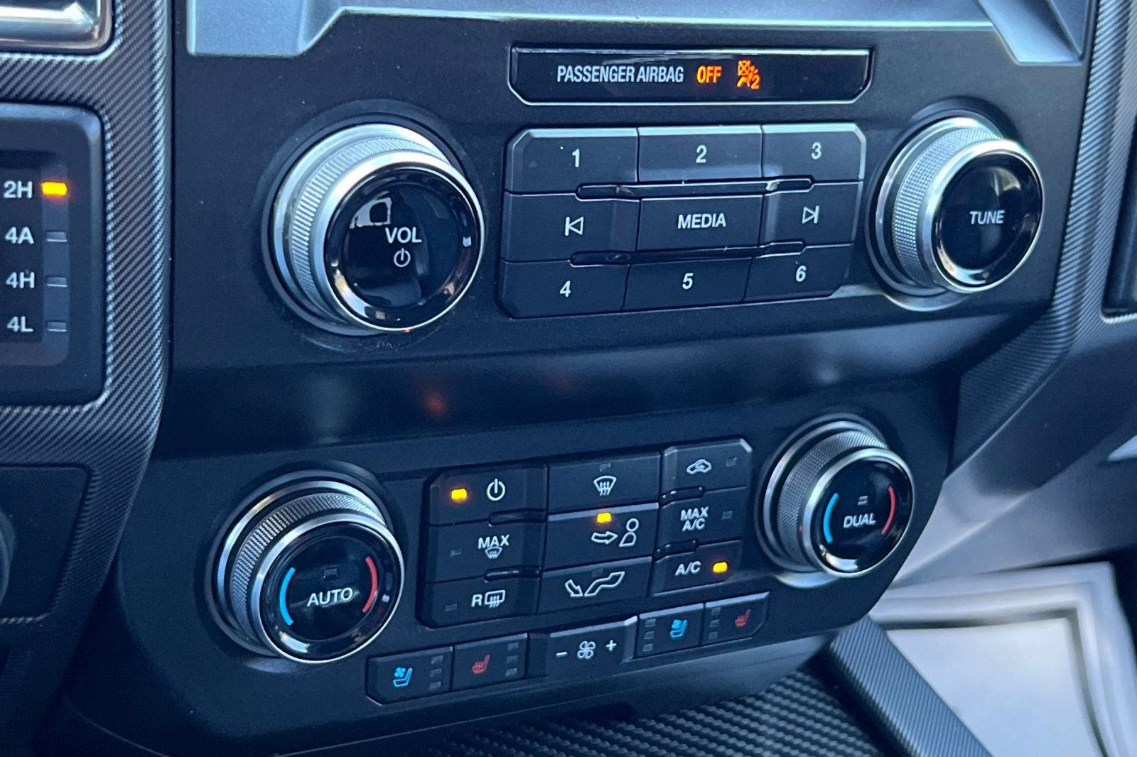 Certified 2020 Ford F150 Raptor w/ Equipment Group 802A Luxury image 21