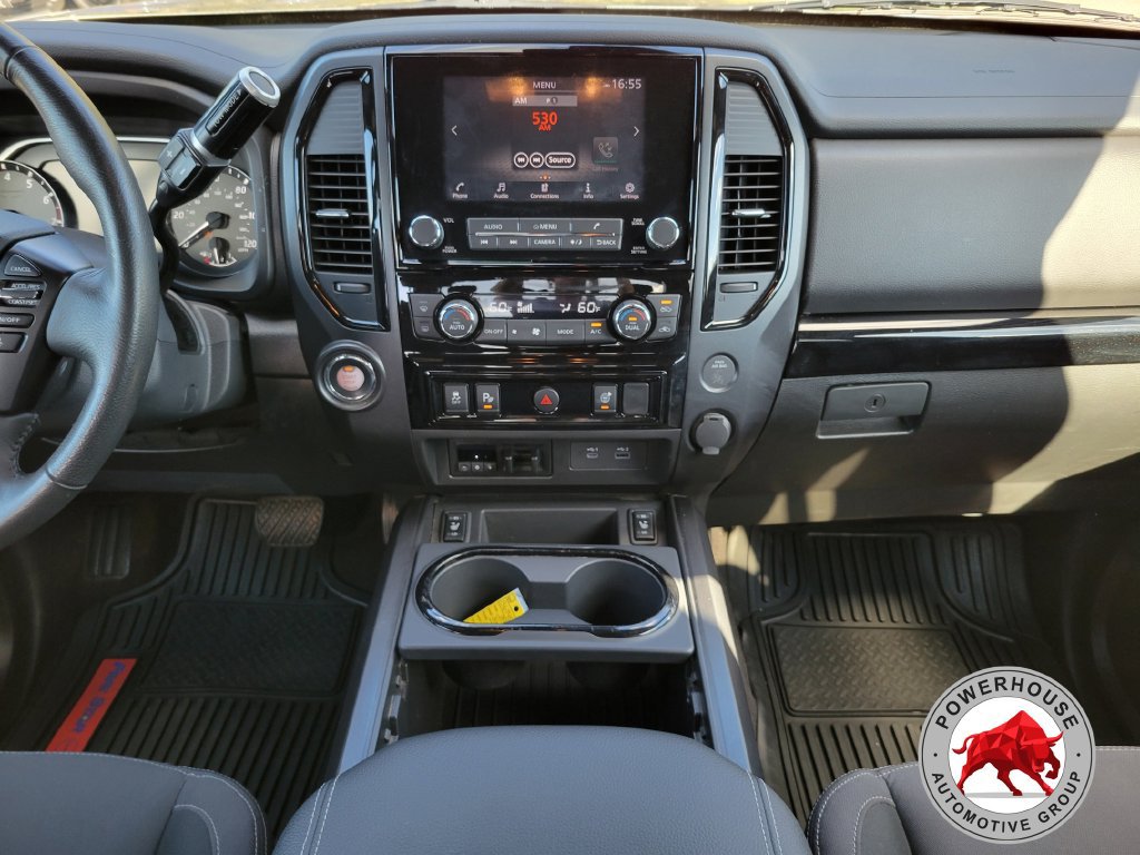 Used 2024 Nissan Titan SV w/ SV Convenience Package RWD image 20