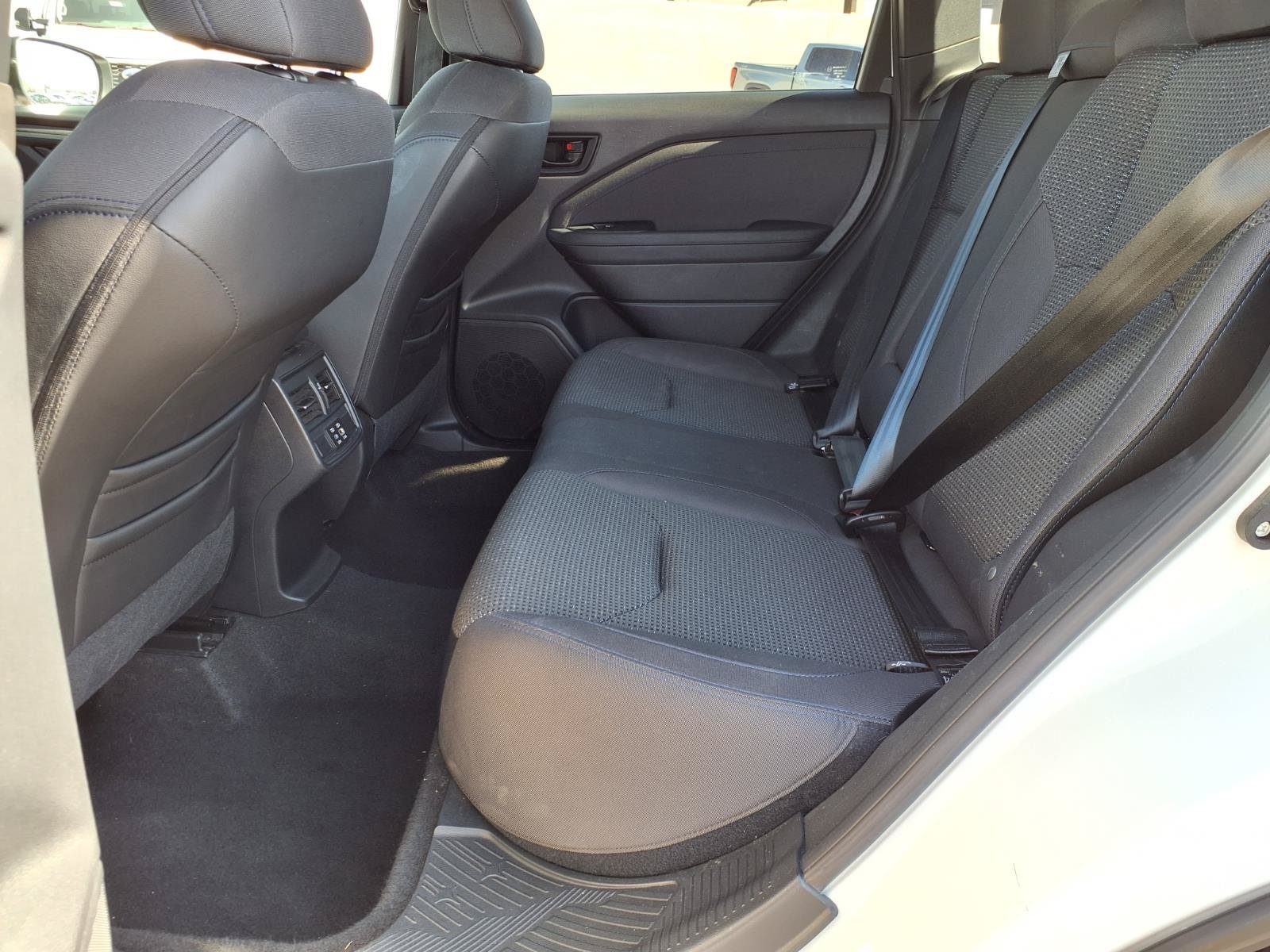 Used 2025 Subaru Forester Premium AWD/4WD image 17