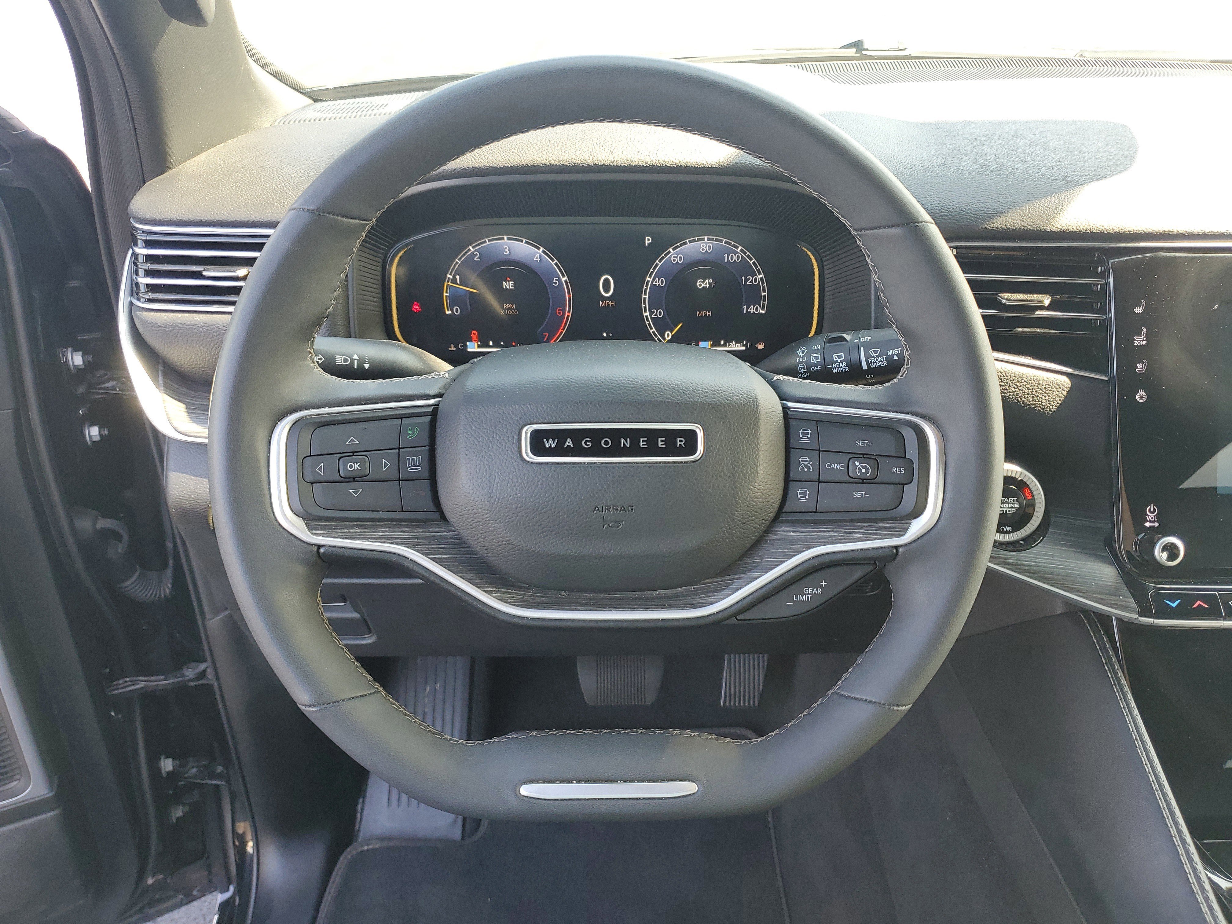 Used 2024 Jeep Wagoneer L Series II w/ Flexible Seating Group image 21