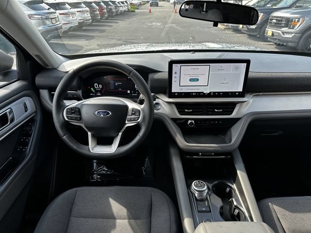 Certified 2025 Ford Explorer Active AWD/4WD image 13