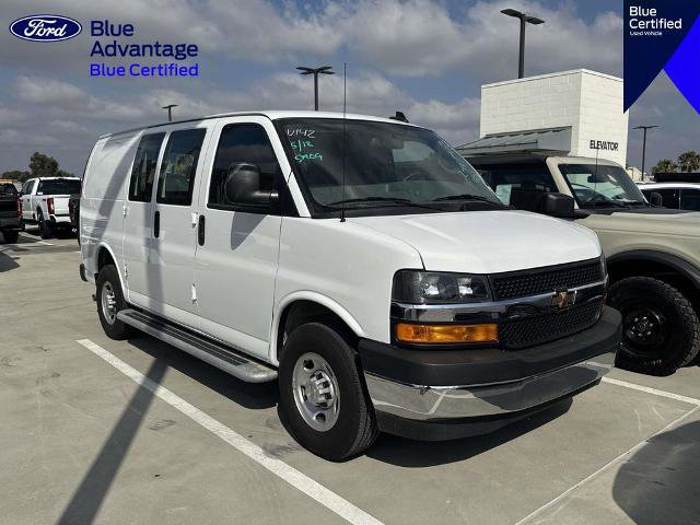 Used 2024 Chevrolet Express 2500 w/ Driver Convenience Package RWD image 9
