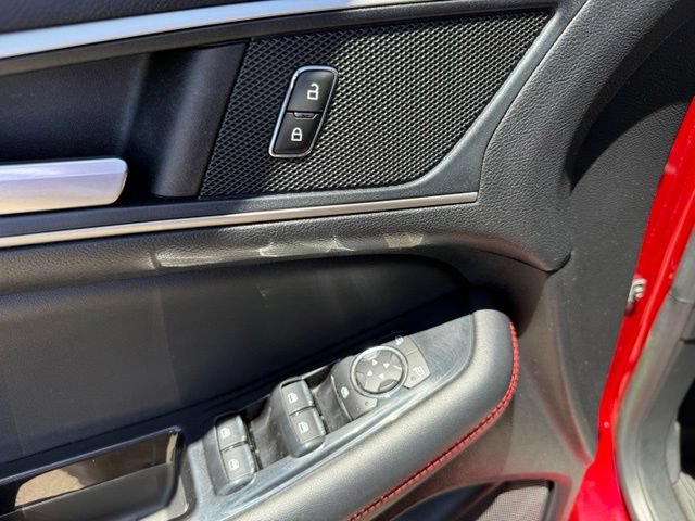Certified 2020 Ford Edge ST-Line FWD image 13