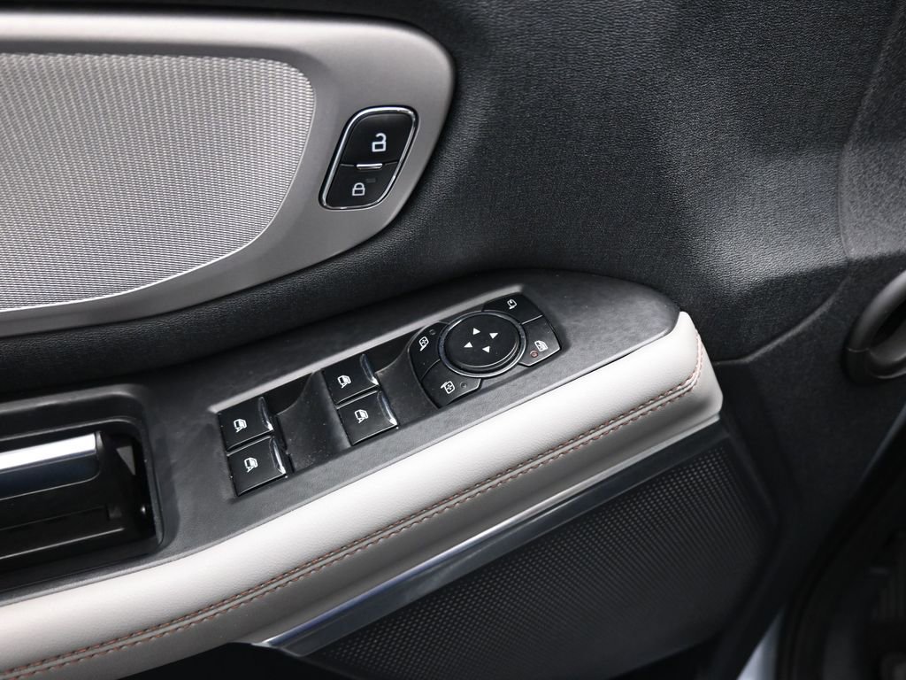 Certified 2025 Ford Expedition Active AWD/4WD image 12