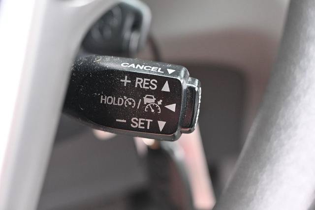 Used 2020 Toyota Sienna L FWD image 31