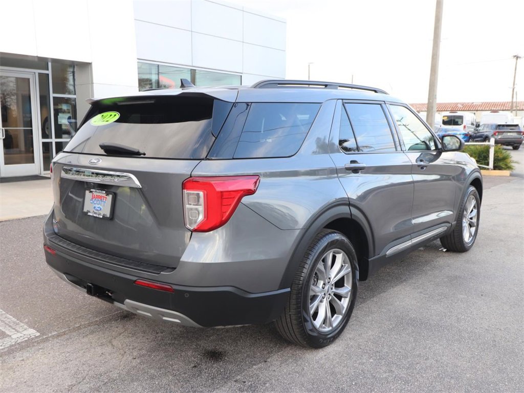 Certified 2022 Ford Explorer XLT w/ Equipment Group 202A image 11