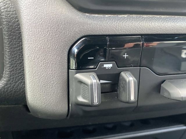 Used 2024 RAM 2500 Big Horn AWD/4WD image 31