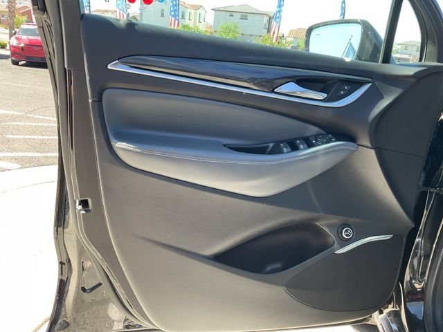 Used 2023 Buick Enclave Essence w/ Experience Buick Package FWD image 13
