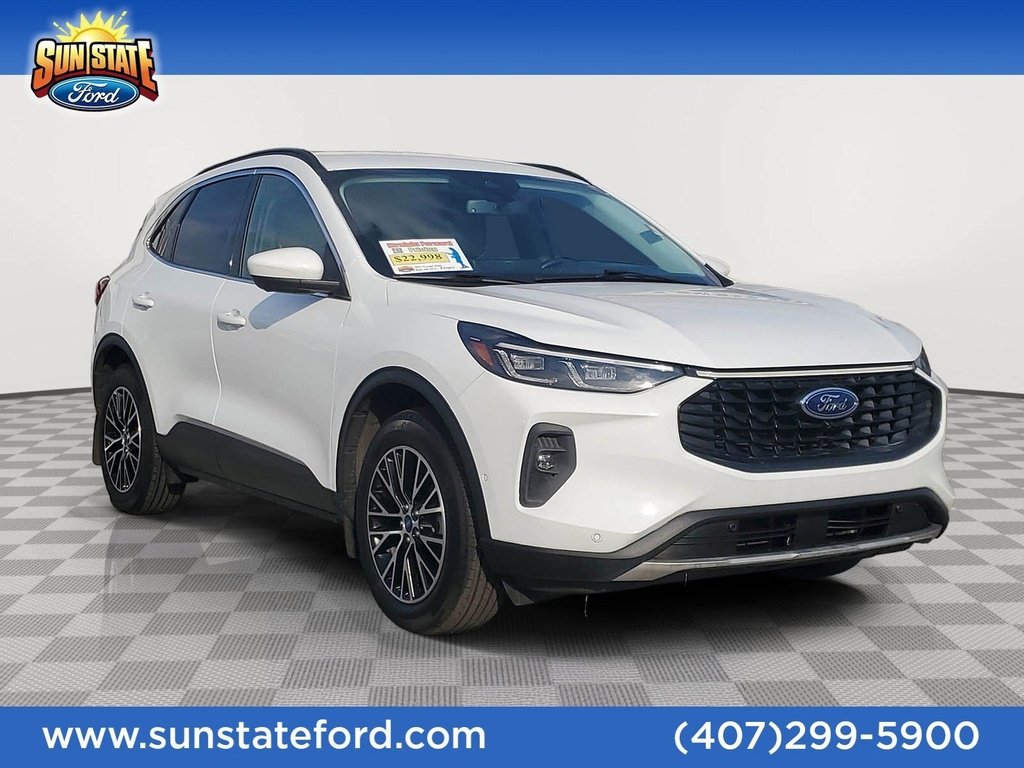 Certified 2023 Ford Escape SE w/ PHEV Premium Package
