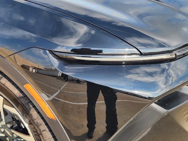 Used 2025 Chevrolet Equinox EV LT image 9