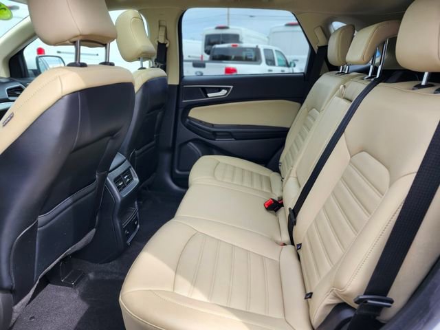 Certified 2022 Ford Edge SEL w/ Convenience Package AWD/4WD image 16