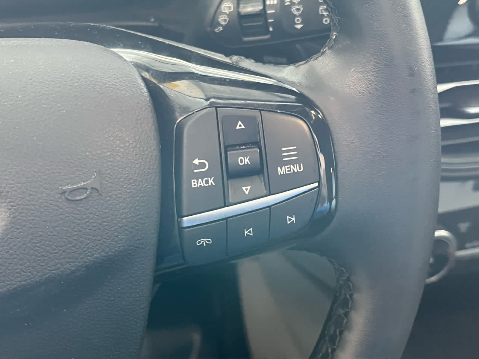 Certified 2024 Ford Escape Active AWD/4WD image 23
