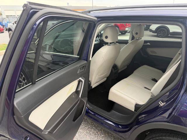 Used 2021 Volkswagen Tiguan SE FWD image 12